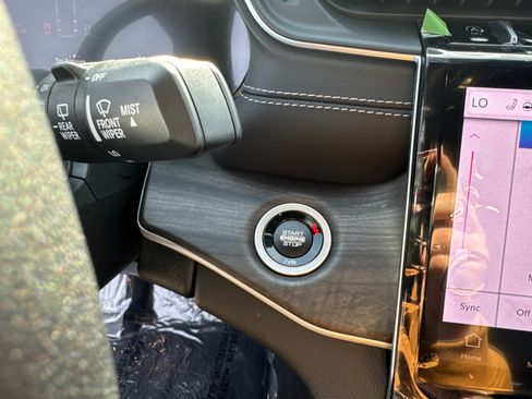 New 2025 Jeep Grand Cherokee L Limited w/ MOPAR Finishing Package image 26