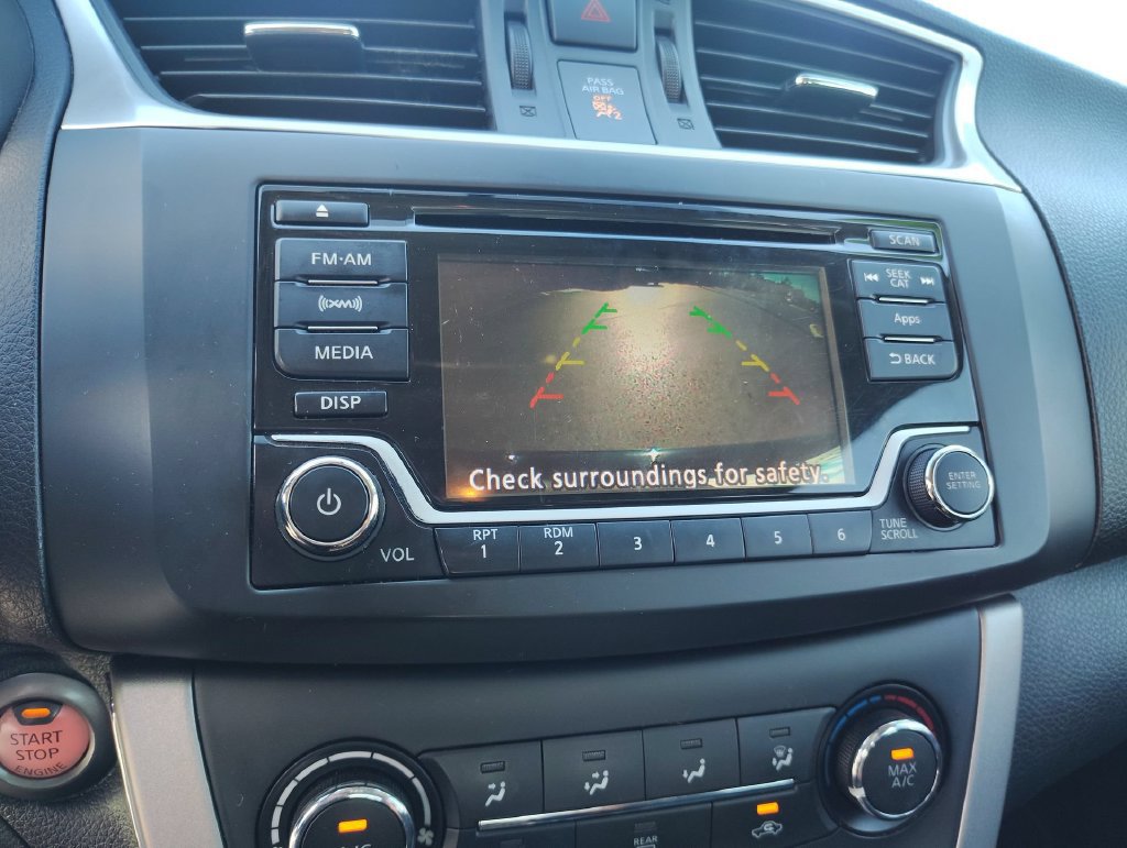 Used 2015 Nissan Sentra SV FWD image 13