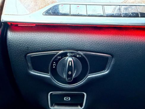 Used 2014 Mercedes-Benz S 550 S 550 4MATIC Sedan 4D w/ Sport Package image 23