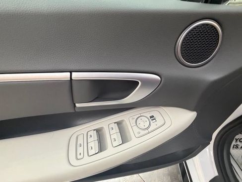 Used 2026 Hyundai Sonata SEL FWD image 29