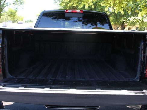 Used 2018 Chevrolet Silverado 1500 LT w/ All Star Edition RWD image 38