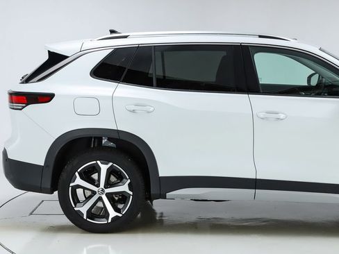 New 2026 Volkswagen Tiguan SE image 50