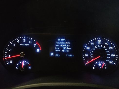 Used 2020 Kia Soul LX FWD image 23