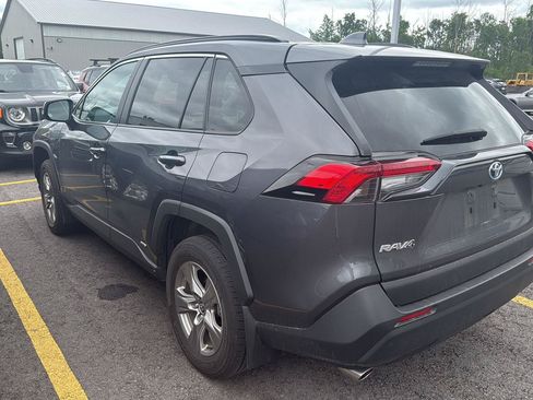 Used 2024 Toyota RAV4 XLE w/ Convenience Package AWD/4WD image 11
