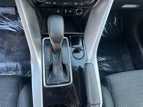 Used 2019 Mitsubishi Eclipse Cross ES FWD image 15