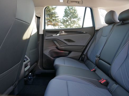 New 2026 Volkswagen Tiguan SE image 5