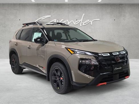 New 2026 Nissan Rogue SV AWD/4WD image 2