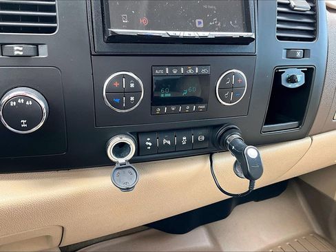 Used 2014 GMC Sierra 2500 SLE w/ Texas Edition AWD/4WD image 24