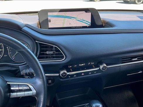 Used 2023 MAZDA CX-30 AWD 2.5 S w/ Premium Package image 17