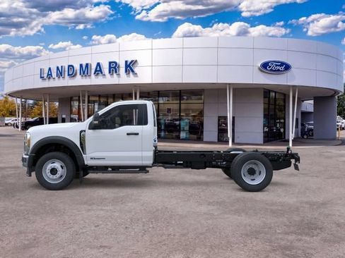 New 2026 Ford F550 4x4 Regular Cab Super Duty image 3