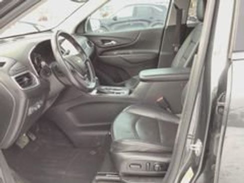 Used 2018 Chevrolet Equinox Premier image 9