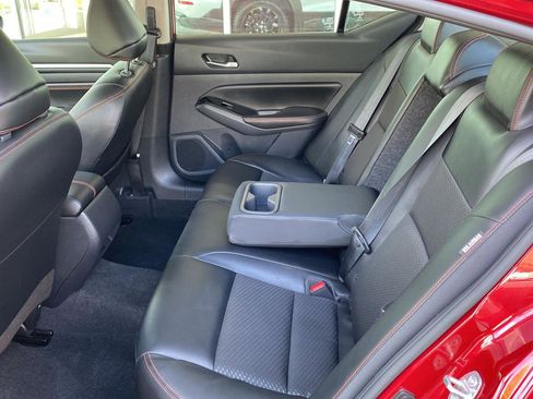 Certified 2023 Nissan Altima 2.5 SR FWD image 17