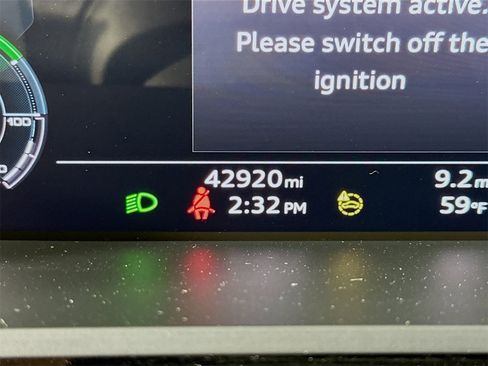 Used 2022 Audi e-tron Premium Plus w/ Premium Plus Package image 12