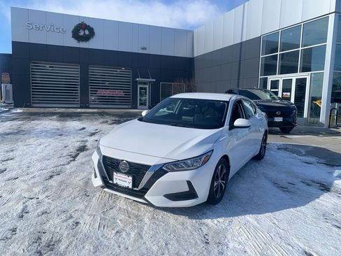 Used 2020 Nissan Sentra SV image 3