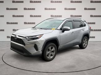 Used 2022 Toyota RAV4 XLE w/ Carpet Mat Package (TMS) AWD/4WD video 1