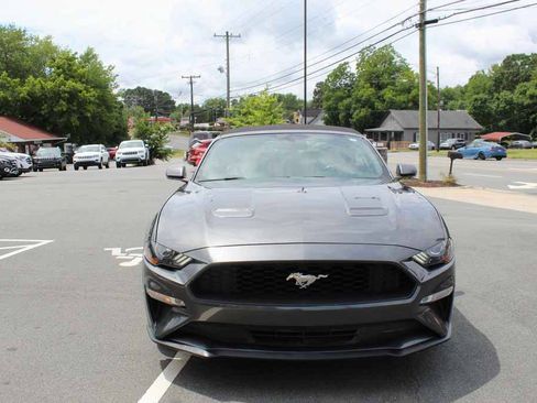 Used 2018 Ford Mustang Premium RWD image 2