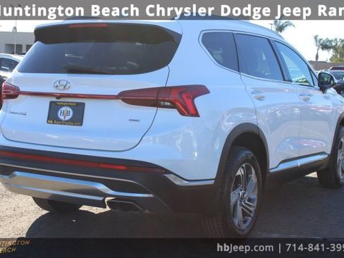 Used 2022 Hyundai Santa Fe SEL w/ Convenience + Premium Package image 5