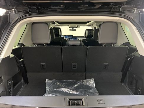 New 2026 Ford Expedition Platinum w/ Driver's Package image 40