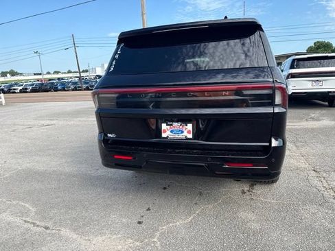 Used 2025 Lincoln Navigator Reserve AWD/4WD image 25
