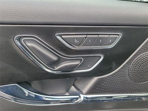 Certified 2024 Lincoln Corsair AWD w/ Equipment Group 101A image 9