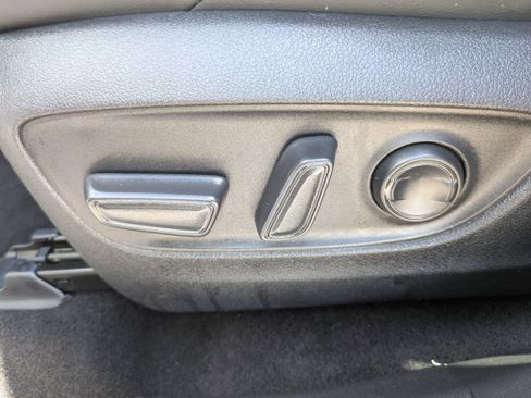 Used 2023 Toyota RAV4 XSE AWD/4WD image 20