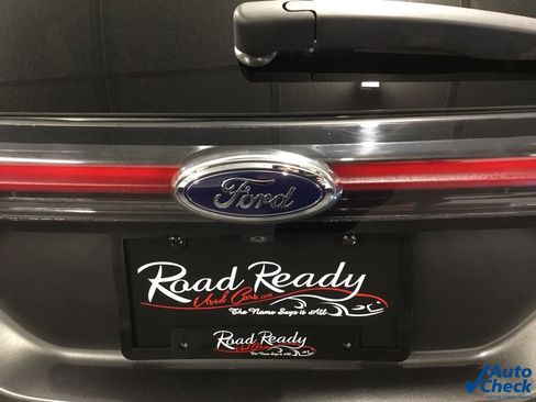 Used 2017 Ford Edge Titanium w/ Equipment Group 302A image 13