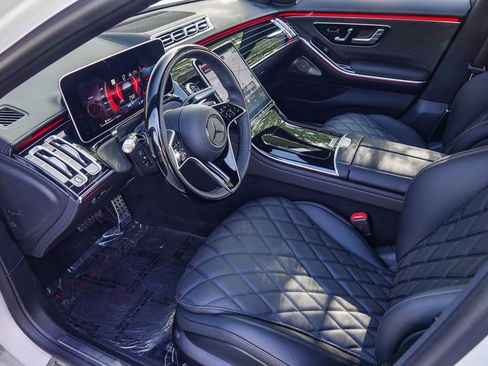 New 2024 Mercedes-Benz S 580 4MATIC Sedan image 16