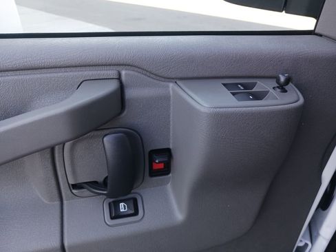 New 2025 Chevrolet Express 3500 Extended w/ Driver Convenience Package image 24