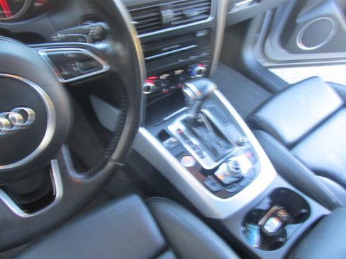 Used 2017 Audi Q5 2.0T Premium Plus w/ Technology Package image 49