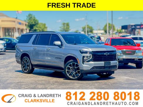 Used 2025 Chevrolet Suburban RST w/ Comfort Package AWD/4WD image 1