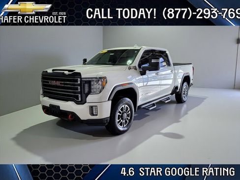 Used 2022 GMC Sierra 2500 AT4 image 1