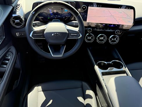 New 2026 Chevrolet Blazer EV LT w/ Super Cruise Package image 8