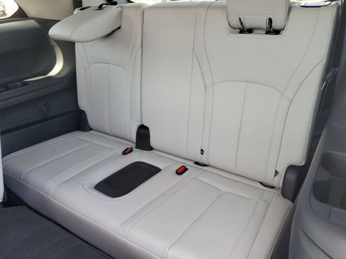 Certified 2026 INFINITI QX60 Luxe w/ Cargo Package FWD image 12