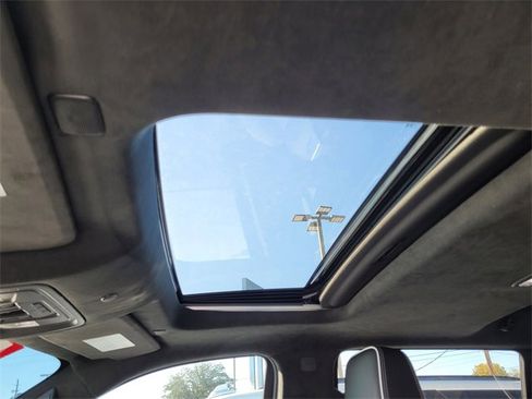 Used 2024 GMC Sierra 1500 AT4X image 23