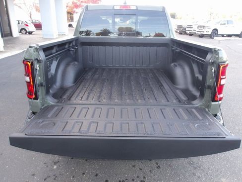 New 2026 RAM 1500 4x4 Crew Cab image 8