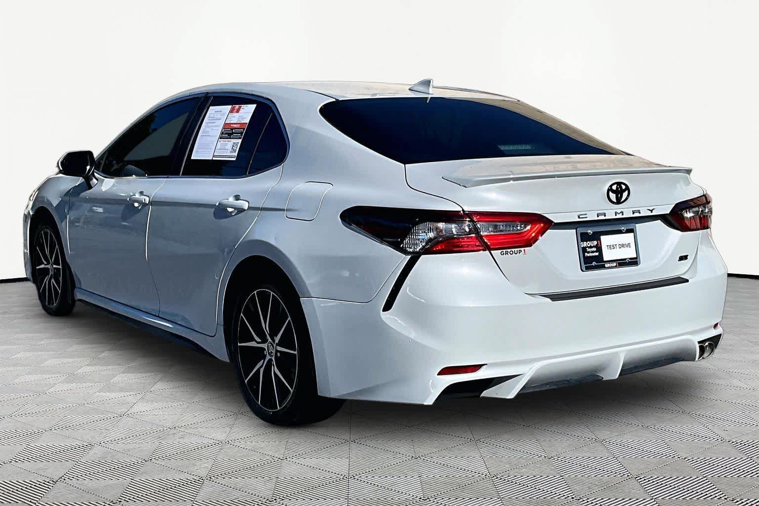 Used 2024 Toyota Camry SE w/ Blackout Package (TMS) FWD image 12
