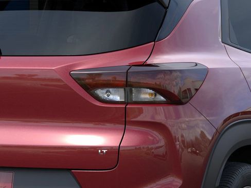 New 2025 Chevrolet TrailBlazer LT w/ Convenience Package image 11