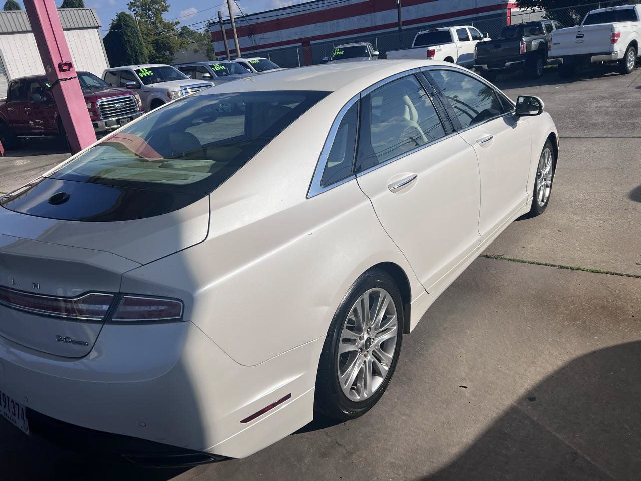 Used 2014 Lincoln MKZ w/ Equipment Group 101A Select FWD image 4