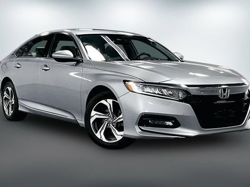 Used 2020 Honda Accord EX image 1
