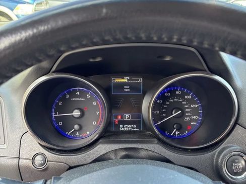 Used 2017 Subaru Outback 2.5i Limited AWD/4WD image 23