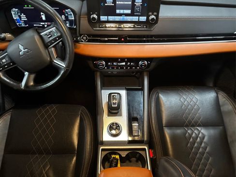 Used 2023 Mitsubishi Outlander SEL image 20