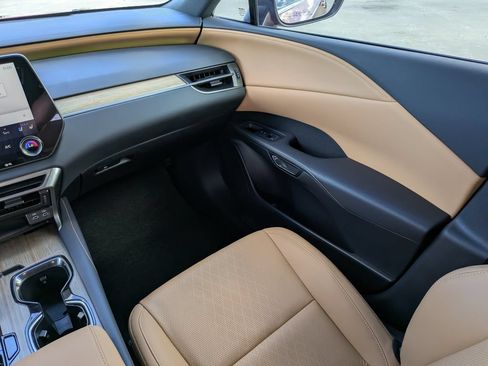 Used 2025 Lexus RX 350 Premium Plus w/ Convenience Package FWD image 18