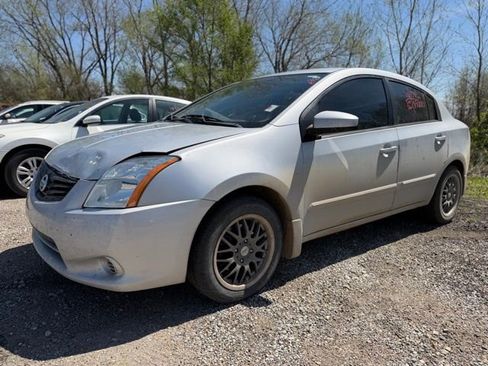Used 2010 Nissan Sentra 2.0 S image 2