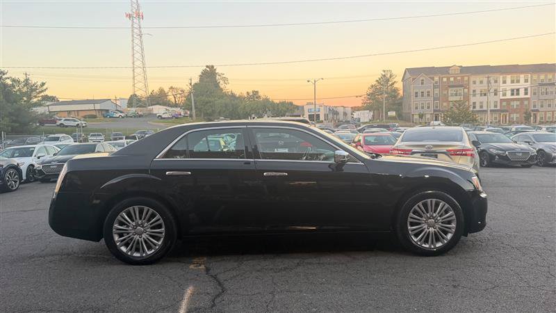 Used 2014 Chrysler 300 C AWD/4WD image 3