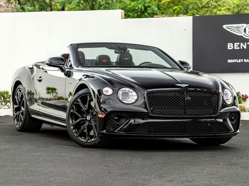 Used 2023 Bentley Continental GT Speed image 1