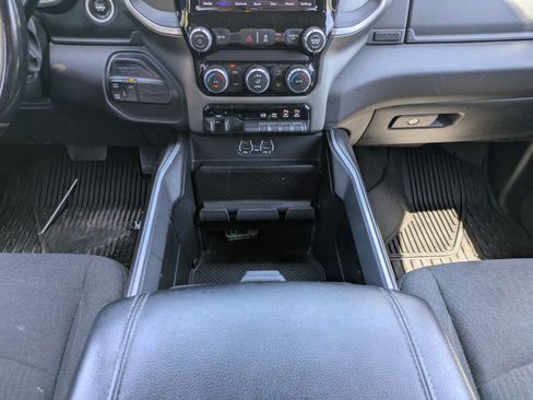 Used 2021 RAM 2500 Big Horn w/ Level 1 Equipment Group AWD/4WD image 17