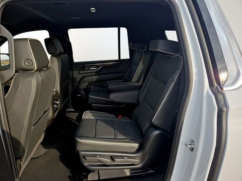 New 2026 GMC Yukon XL Elevation image 29