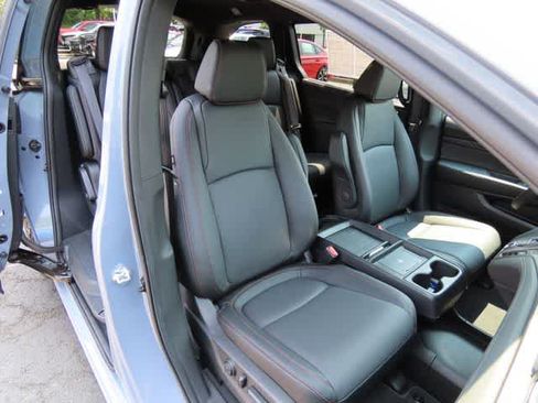 Used 2026 Honda Odyssey Sport-L image 18