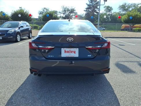 Certified 2025 Toyota Camry SE FWD image 6