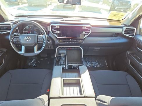 Used 2022 Toyota Tundra SR5 image 12